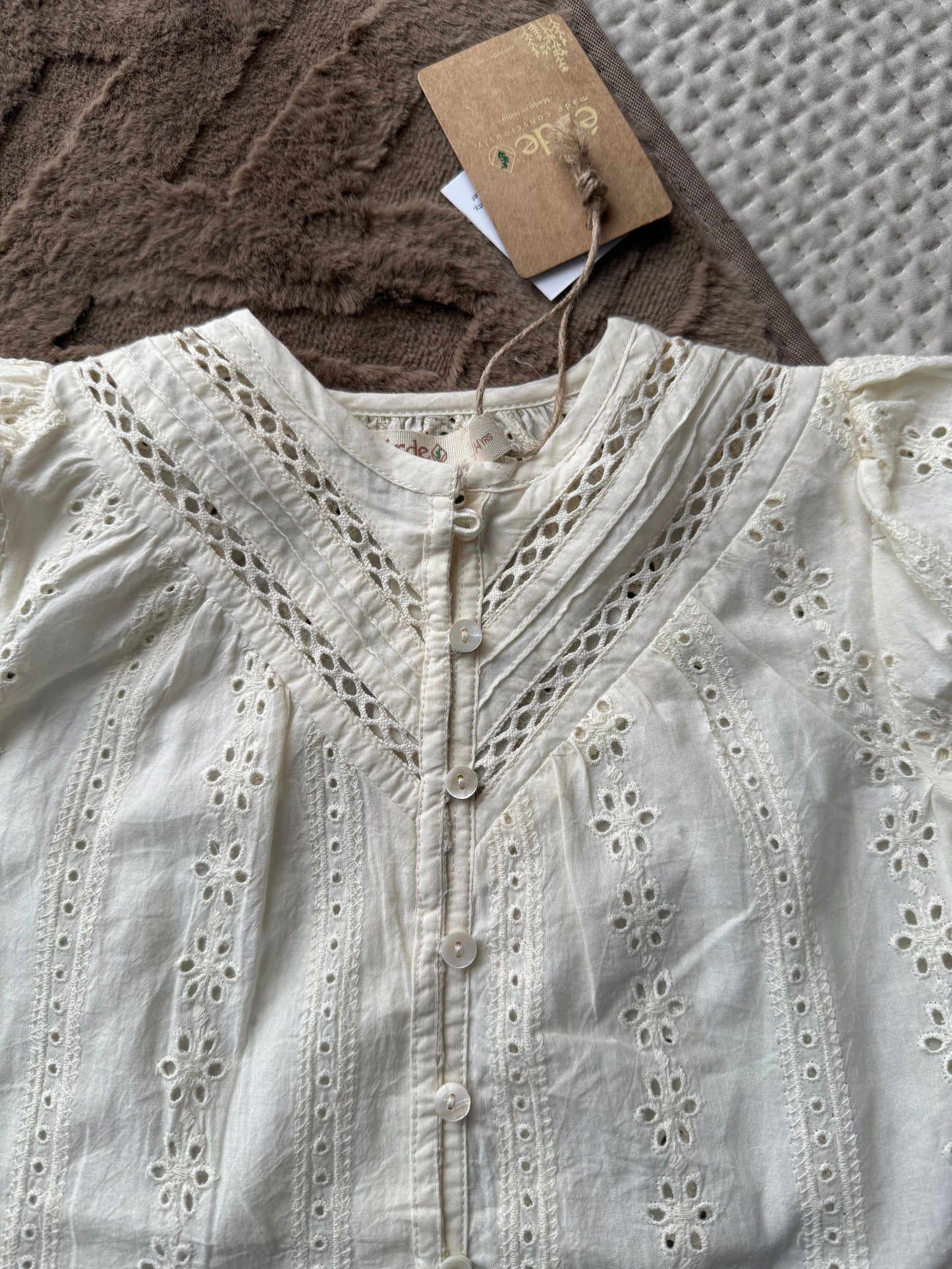🤍 Remi Top – Cloud Cream