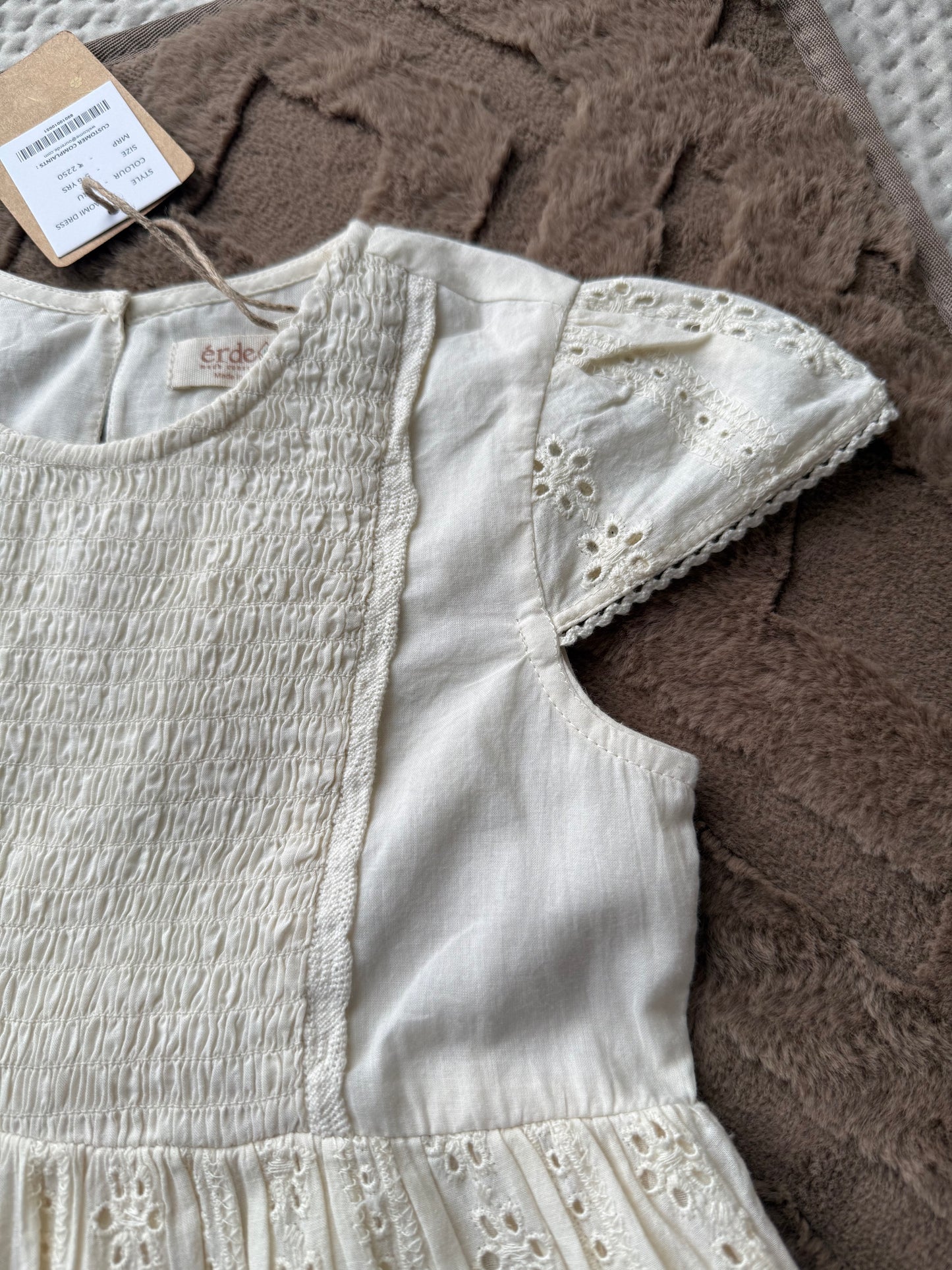 🤍 Naomi Dress – Cream Petal Whisper