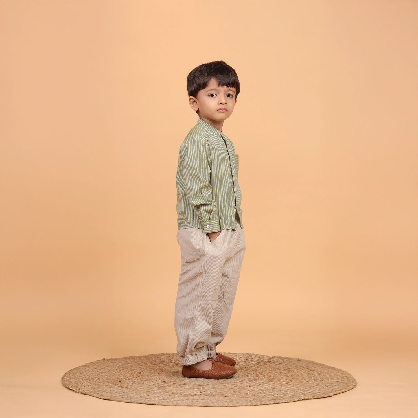 Boys yarn-dyed textured festive shirt with Mandarin collar – Foam by Erde, ages 2–6